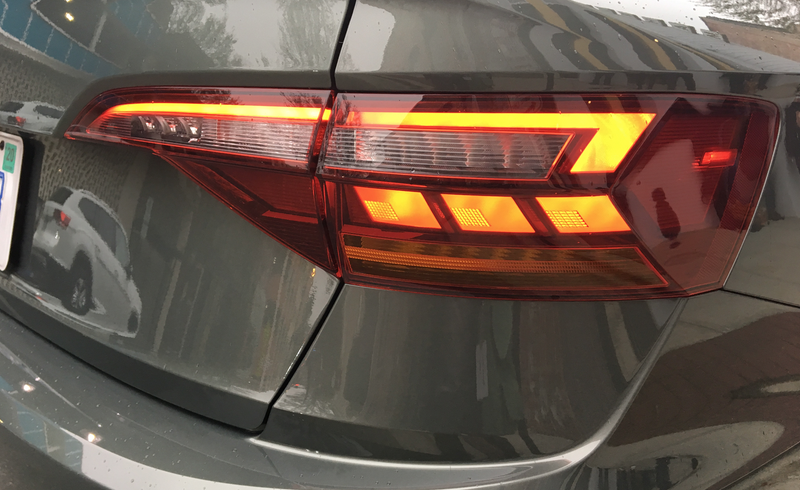 Illustration for article titled The 2019 VW Jetta Seems Pretty Good And Still Comes With A Stick